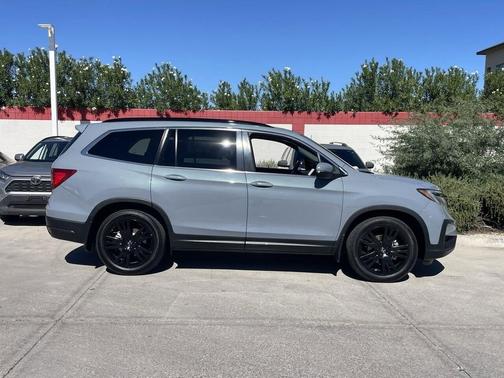 2022 Honda Pilot 2WD Special Edition