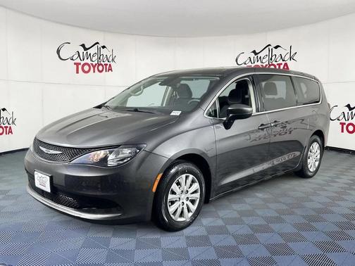 2021 Chrysler Voyager L