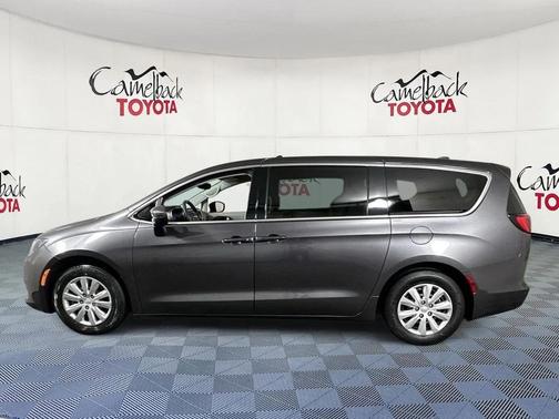 2021 Chrysler Voyager L