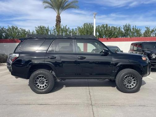 2019 Toyota 4Runner SR5