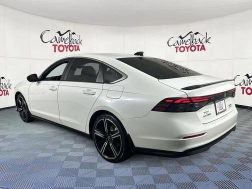 2023 Honda Accord Hybrid Base