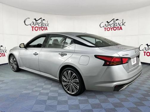 2023 Nissan Altima 2.5 SL