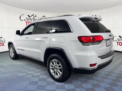 2020 Jeep Grand Cherokee Laredo