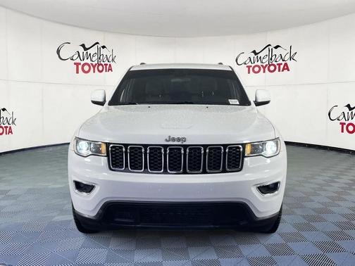 2020 Jeep Grand Cherokee Laredo