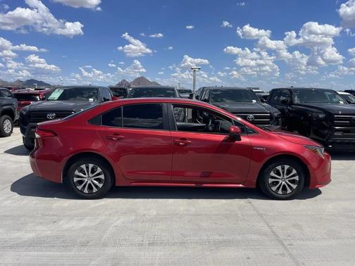 2021 Toyota Corolla Hybrid LE