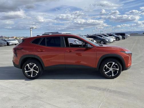 2024 Chevrolet Trax FWD 1RS