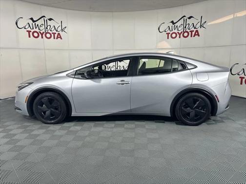 2024 Toyota Prius LE