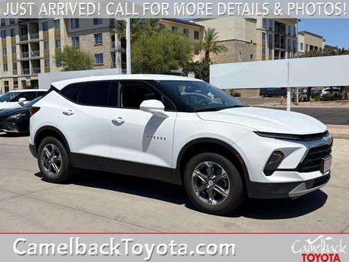 Summit White 2025 Chevrolet Blazer 2LT