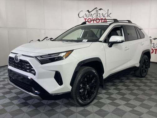 2025 Toyota RAV4 Hybrid SE