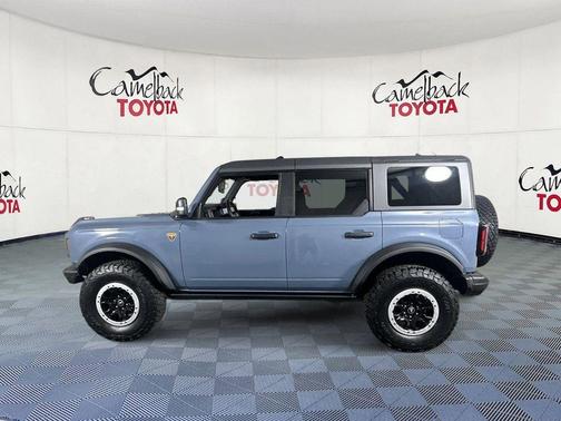 Azure Gray Metallic Tri-Coat 2024 Ford Bronco Badlands
