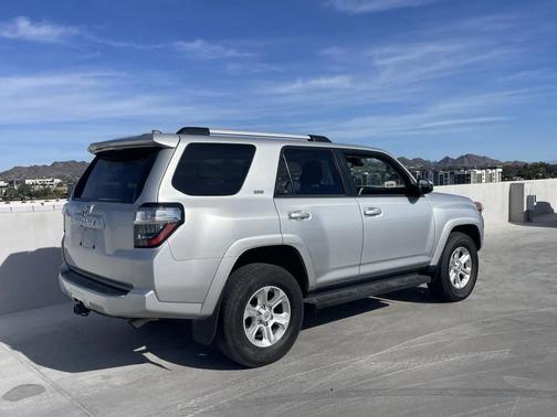 2024 Toyota 4Runner SR5
