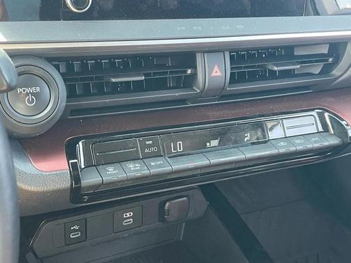 2023 Toyota Prius Prime SE