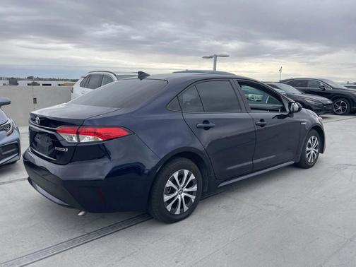 2021 Toyota Corolla Hybrid LE