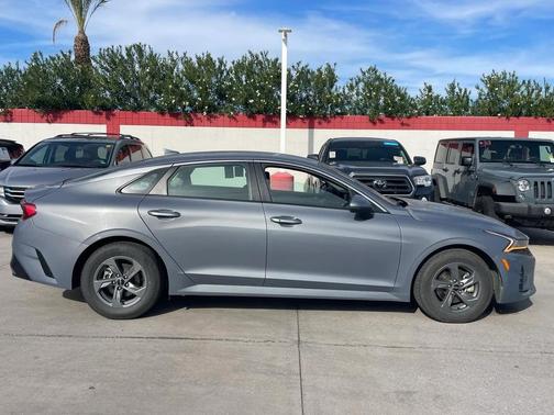2023 Kia K5 LXS