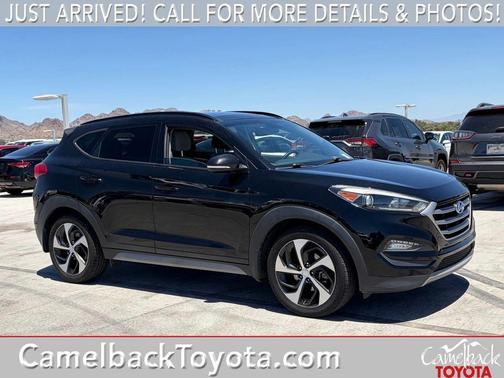 Black Noir Pearl 2018 Hyundai TUCSON Value