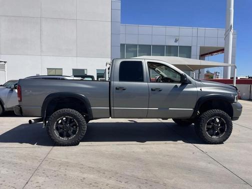 2005 Dodge Ram 2500 SLT Quad Cab