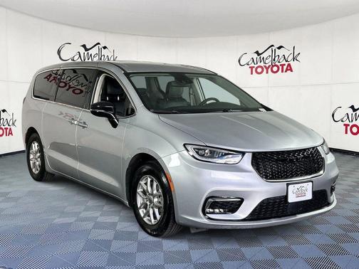 Silver Mist 2024 Chrysler Pacifica Touring L