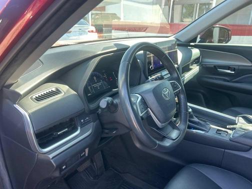 Ruby Flare Pearl 2024 Toyota Grand Highlander XLE