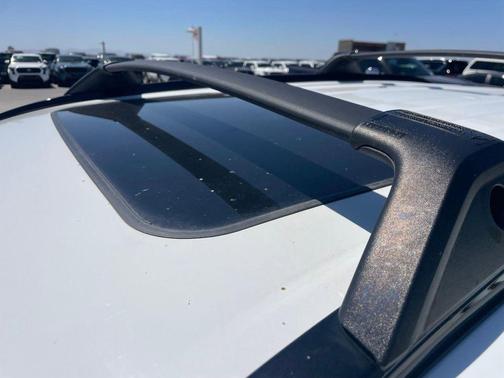Ice Cap 2023 Toyota RAV4 XLE