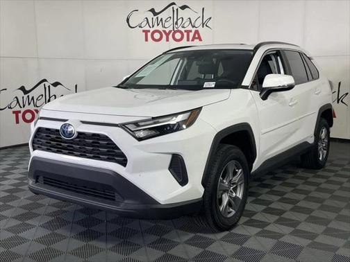2022 Toyota RAV4 Hybrid XLE