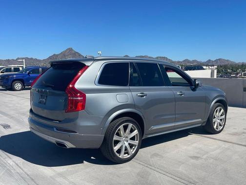 2017 Volvo XC90 T6 Inscription