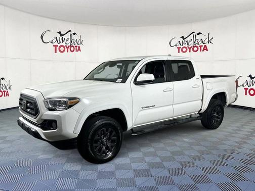 White 2022 Toyota Tacoma SR5