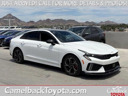 Snow White Pearl 2025 Kia K5 GT-Line