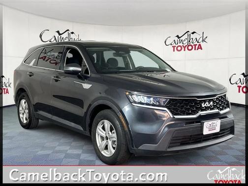 2023 Kia Sorento LX