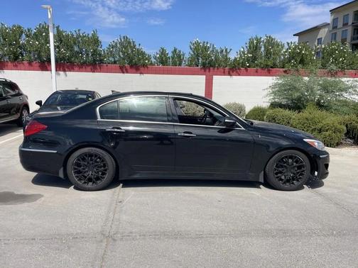 2013 Hyundai Genesis 3.8