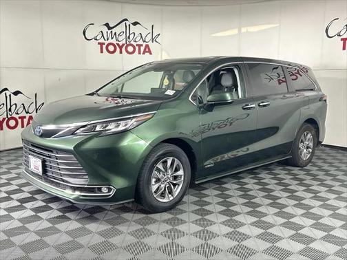 2021 Toyota Sienna XLE 7 Passenger