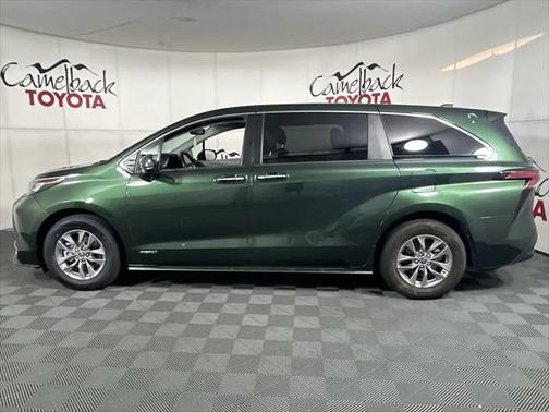 2021 Toyota Sienna XLE 7 Passenger