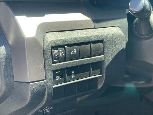 Ice Cap 2024 Toyota Tacoma SR5