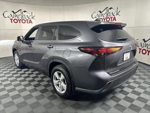 2024 Toyota Highlander Hybrid LE