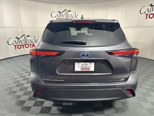 2024 Toyota Highlander Hybrid LE