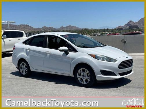Blue Candy Metallic Tinted Clearcoat 2015 Ford Fiesta SE