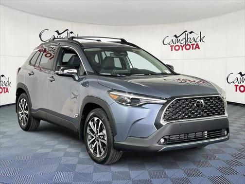 2025 Toyota Corolla Cross XLE