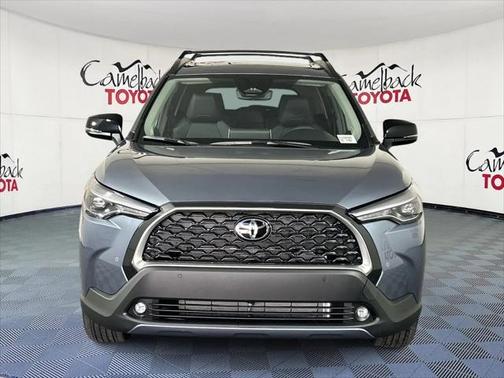 2025 Toyota Corolla Cross XLE