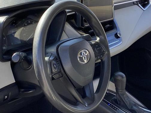 2025 Toyota Corolla Hybrid LE