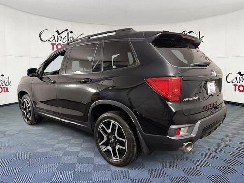 Crystal Black Pearl 2022 Honda Passport AWD Elite