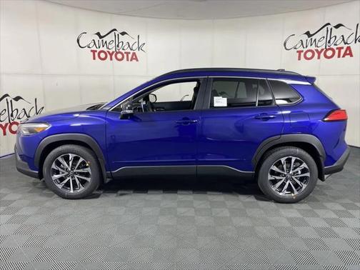 2025 Toyota Corolla Cross XLE