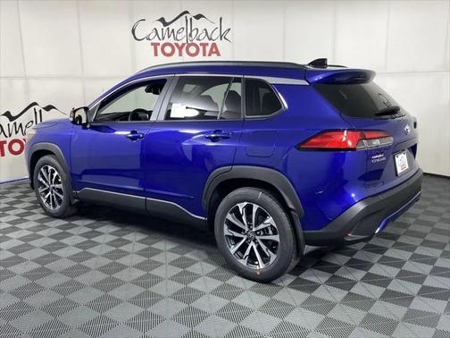 2025 Toyota Corolla Cross XLE