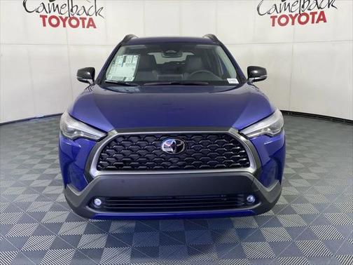 2025 Toyota Corolla Cross XLE
