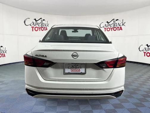 2024 Nissan Altima S FWD