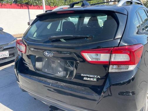 2017 Subaru Impreza 2.0i Premium