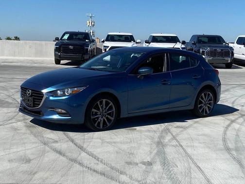 2018 Mazda Mazda3 Touring