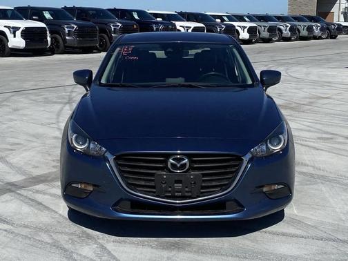 2018 Mazda Mazda3 Touring