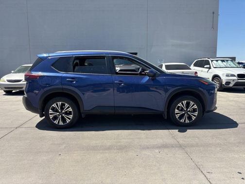 Caspian Blue 2022 Nissan Rogue SV