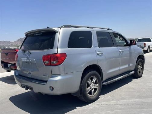 2011 Toyota Sequoia SR5
