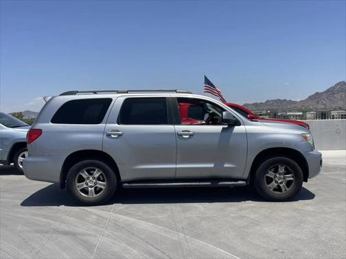 2011 Toyota Sequoia SR5