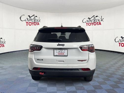 Bright White 2025 Jeep Compass Trailhawk